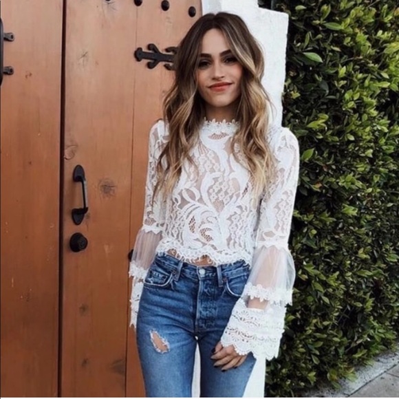 /LET’S BRUNCH/ 5⭐️ Boho Lace Bell Sleeve Crop Top - Picture 4 of 8